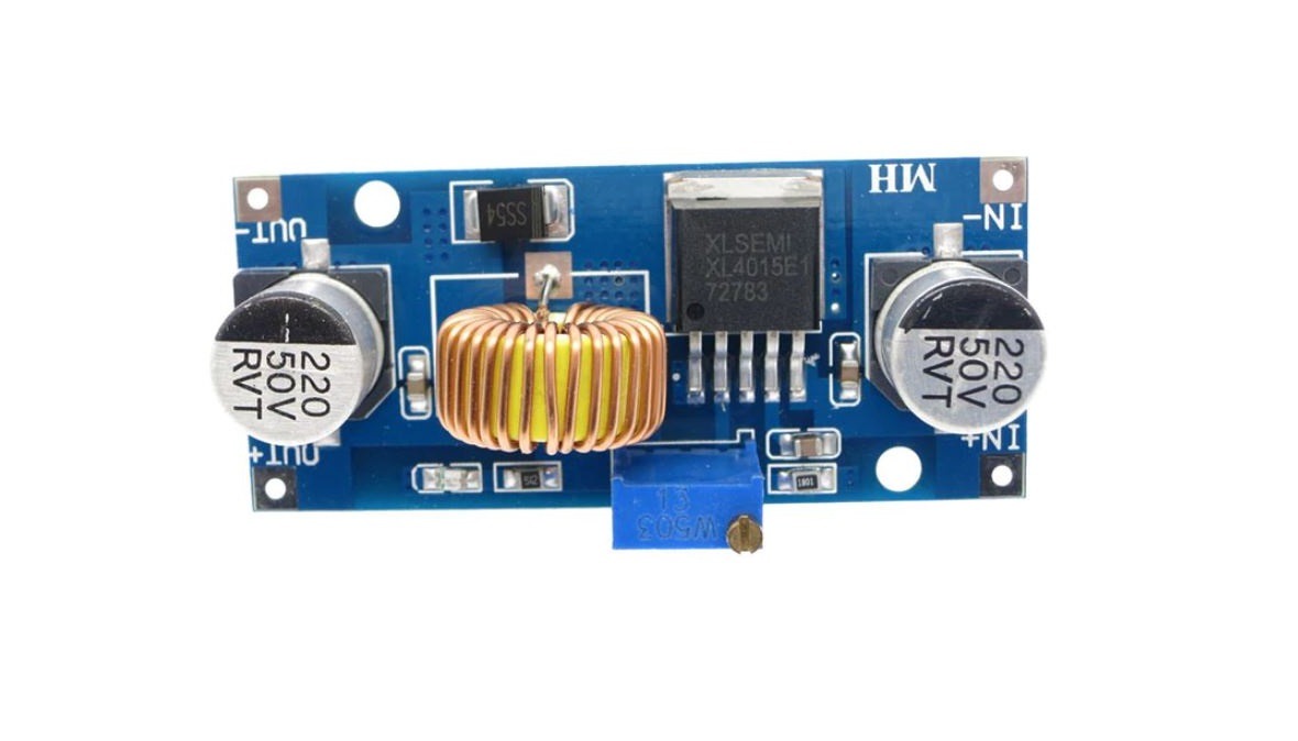 XL4015 5A DC-DC Step Down Adjustable Buck Converter Module with Heatsink