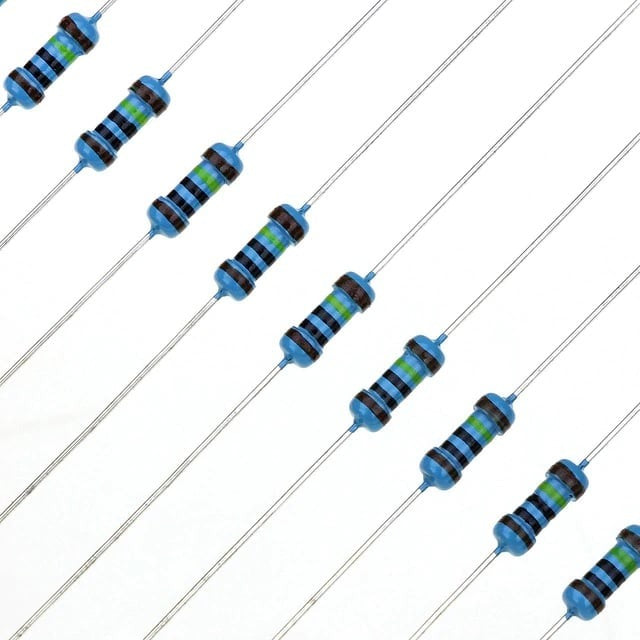 600 Pcs Assorted Kit: 1/4W 1% Metal Film Resistors - 30 Kinds